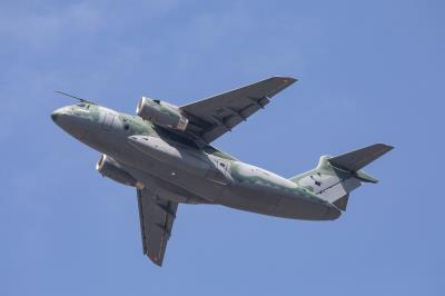 Photo of aircraft PT-ZNG operated by Embraer SA