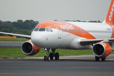 Photo of aircraft G-EZPL operated by easyJet