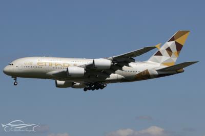 Image of aircraft registration A6-APC - A A380-861 operated by Etihad Airways