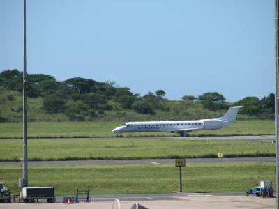 Photo of aircraft ZS-BBH operated by South African Express Airways