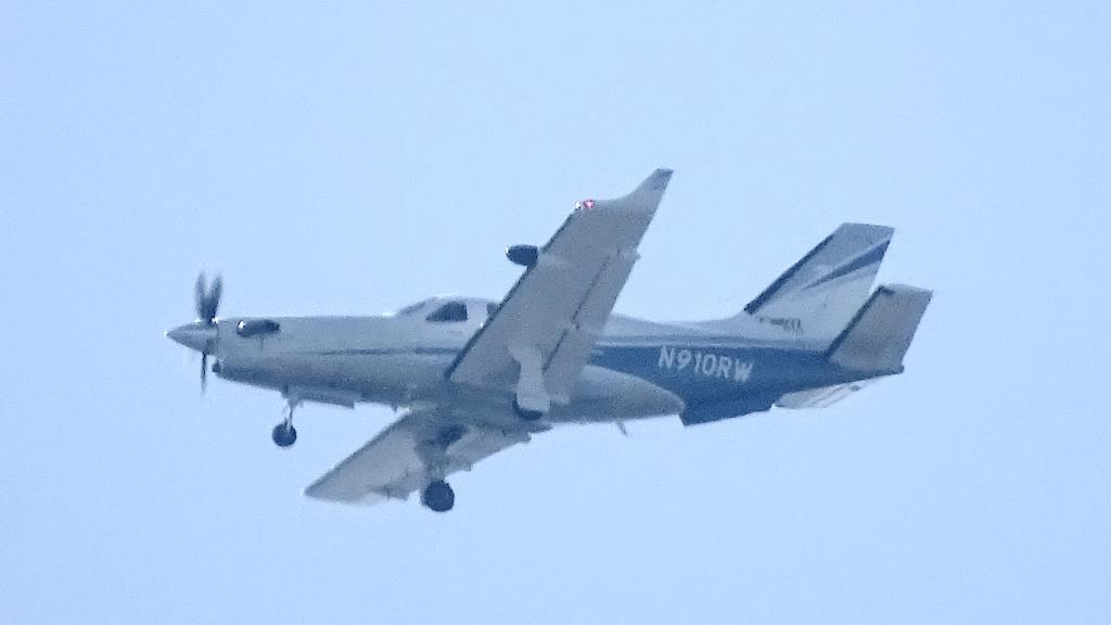 Photo of aircraft N910RW operated by Avcorp US Registrations LLC Trustee