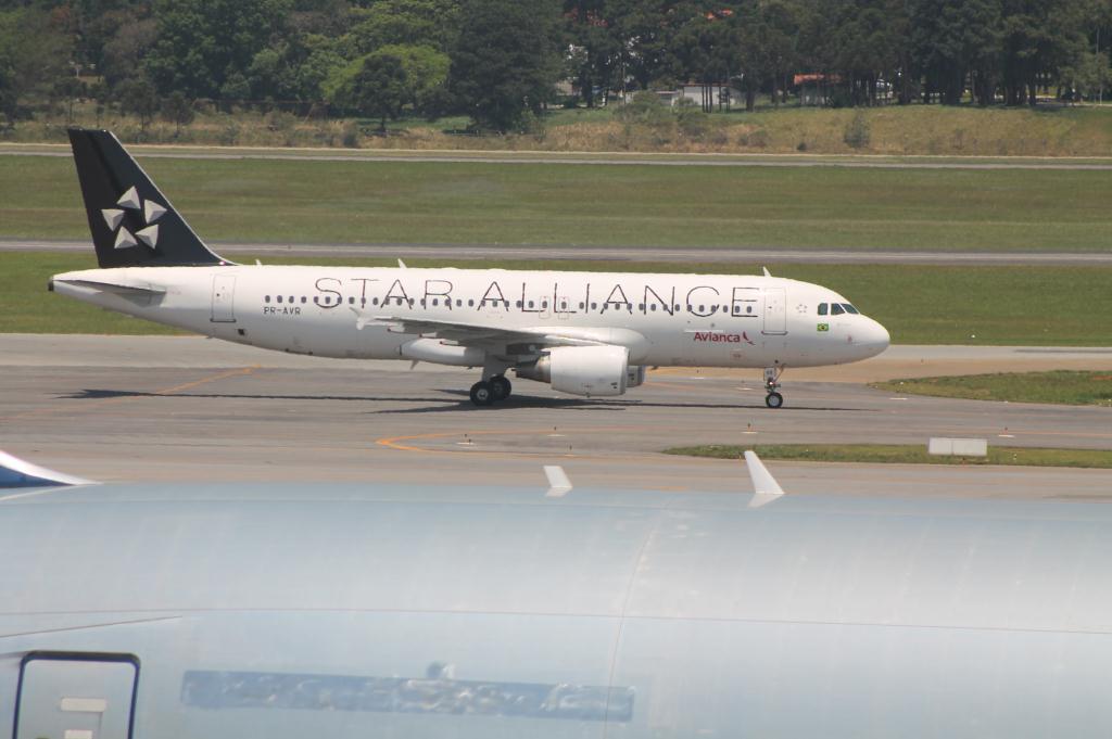 Photo of aircraft PR-AVR operated by Avianca Brasil