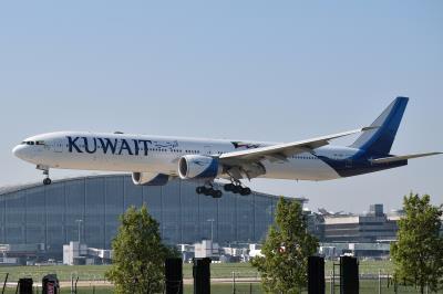 Photo of aircraft 9K-AOM operated by Kuwait Airways