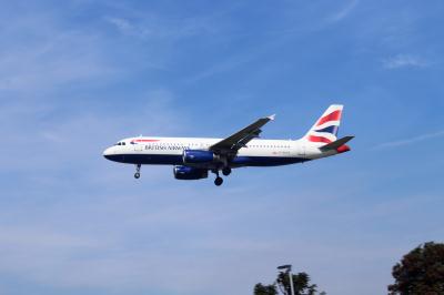 Image of aircraft registration G-EUYF - A A320-232 operated by British Airways