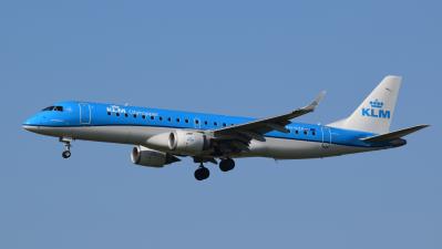 Image of aircraft registration PH-EZF - A ERJ-190-STD (ERJ-190-100) operated by KLM Cityhopper