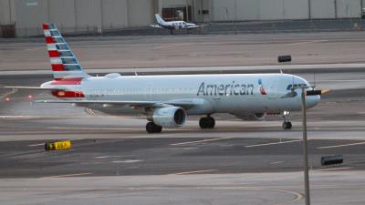 Photo of aircraft N157UW operated by American Airlines