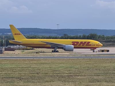 Photo of aircraft G-DHLX operated by DHL Air