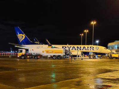 Photo of aircraft EI-HAX operated by Ryanair