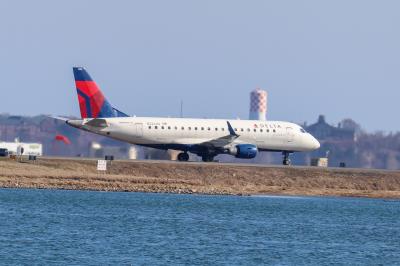 Photo of aircraft N224JQ operated by Delta Connection