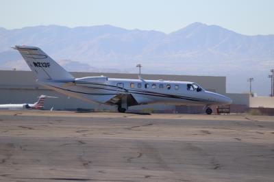 Photo of aircraft N213F operated by Wells Fargo Bank Northwest NA Trustee