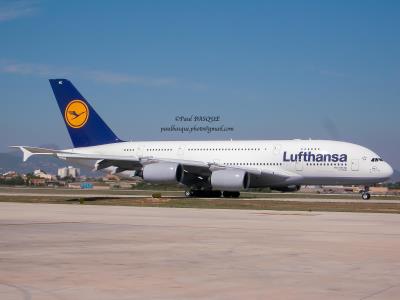 Image of aircraft registration D-AIMC - A A380-841 operated by Lufthansa