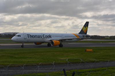 Image of aircraft registration G-TCDZ - A A321-211 operated by Thomas Cook Airlines