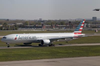 Photo of aircraft N718AN operated by American Airlines