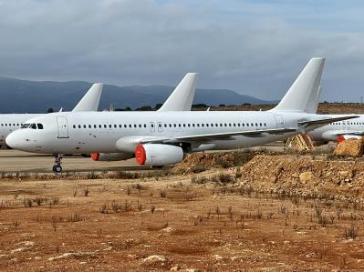 Photo of aircraft 9H-AMI operated by Avion Express Malta