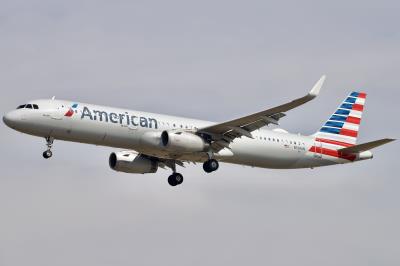 Photo of aircraft N139AN operated by American Airlines