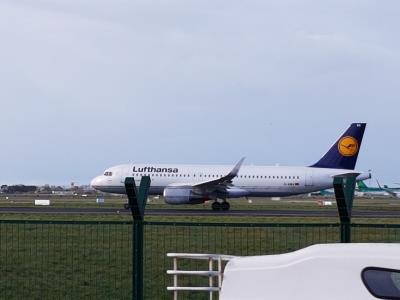 Image of aircraft registration D-AIWA - A A320 operated by Lufthansa