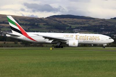 Photo of aircraft A6-EWF operated by Emirates
