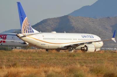 Photo of aircraft N47505 operated by United Airlines