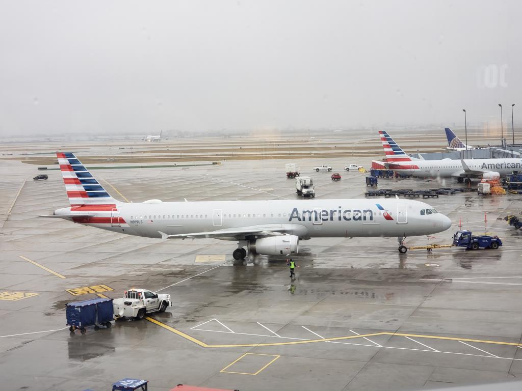 Photo of aircraft N919US operated by American Airlines
