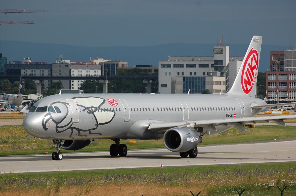 Photo of aircraft OE-LET operated by Niki