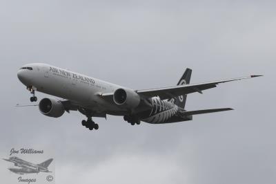 Image of aircraft registration ZK-OKS - A 777-319(ER) operated by Air New Zealand