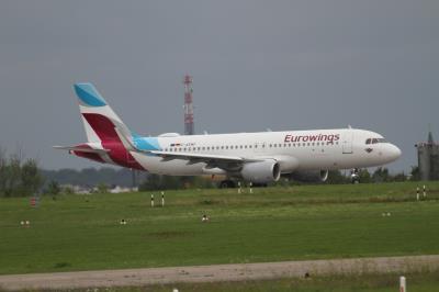 Image of aircraft registration D-AEWF - A A320-214(WL) operated by Eurowings