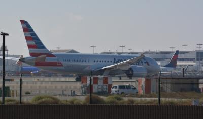 Image of aircraft registration N812AA - A 787-8 Dreamliner operated by American Airlines