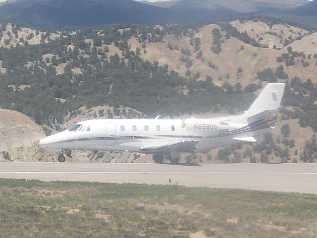 Photo of aircraft N658QS operated by NetJets