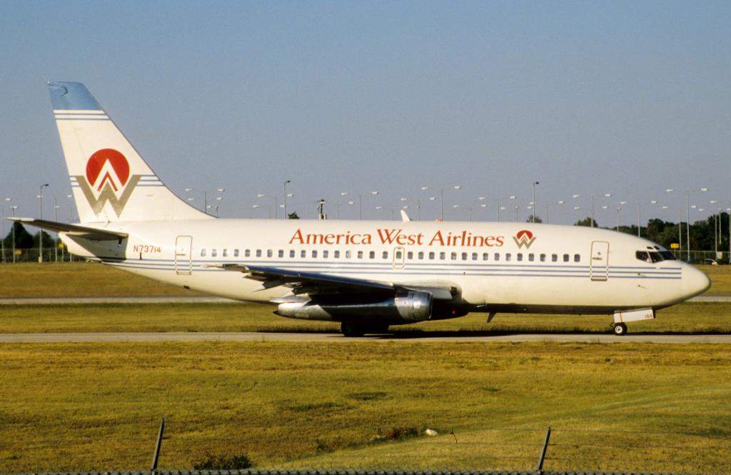 Photo of aircraft N73714 operated by America West Airlines
