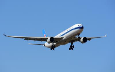 Photo of aircraft B-8358 operated by China Southern Airlines