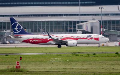 Image of aircraft registration SP-LVD - A 737-8 MAX operated by LOT - Polish Airlines