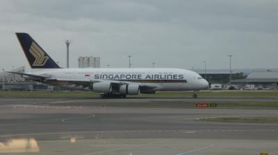 Photo of aircraft 9V-SKP operated by Singapore Airlines