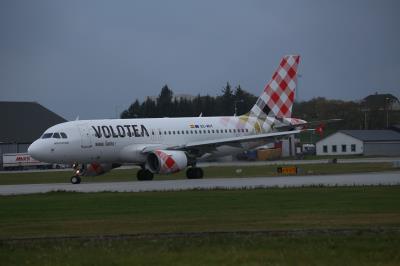 Photo of aircraft EC-MUY operated by Volotea Airlines