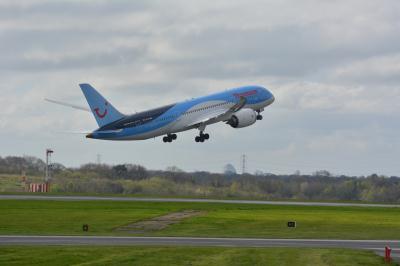 Image of aircraft registration G-TUIB - A 787-8 Dreamliner operated by Thomson Airways
