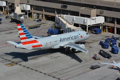 Photo of aircraft N820AW operated by American Airlines