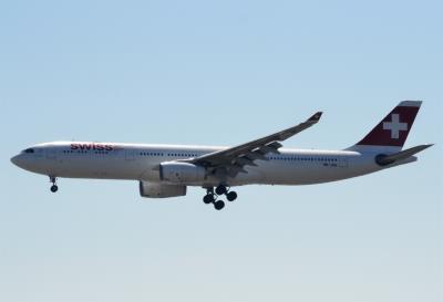 Image of aircraft registration HB-JHH - A A330-343 operated by Swiss