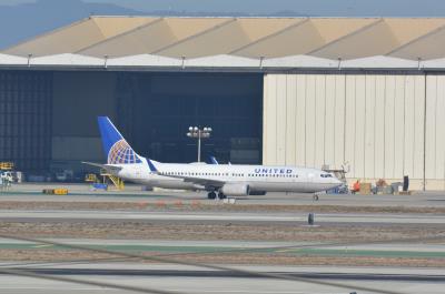 Photo of aircraft N38268 operated by United Airlines