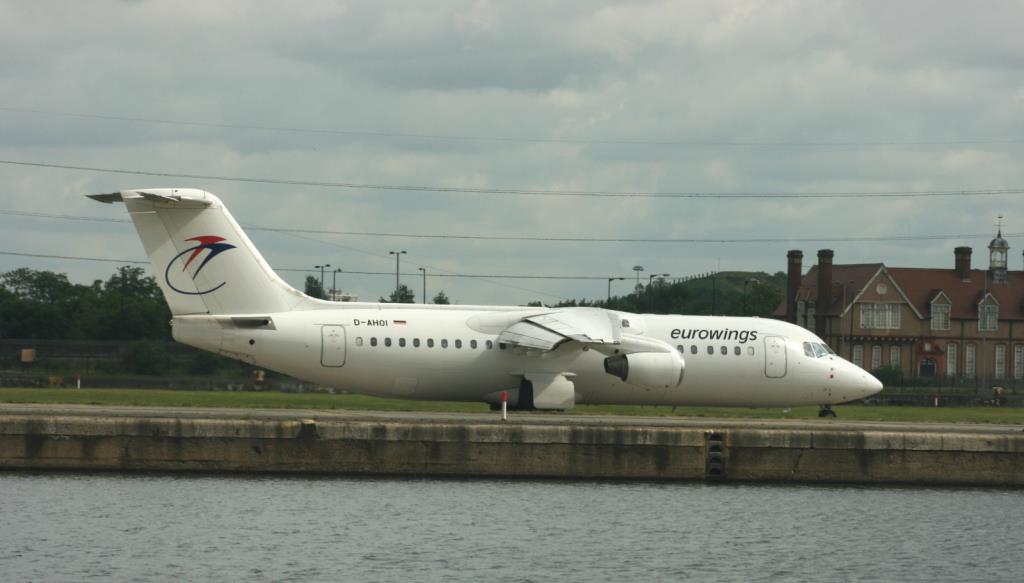 Photo of aircraft D-AHOI operated by Eurowings