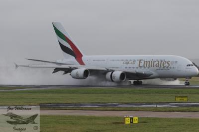 Image of aircraft registration A6-EEN - A A380-861 operated by Emirates