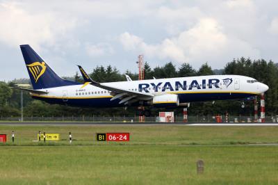 Photo of aircraft G-RUKO operated by Ryanair UK
