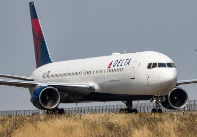 Photo of aircraft N184DN operated by Delta Air Lines