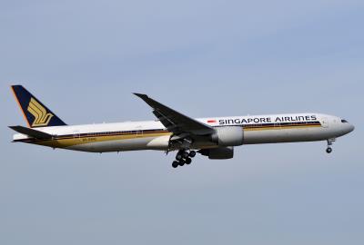 Image of aircraft registration 9V-SWQ - A 777-312(ER) operated by Singapore Airlines