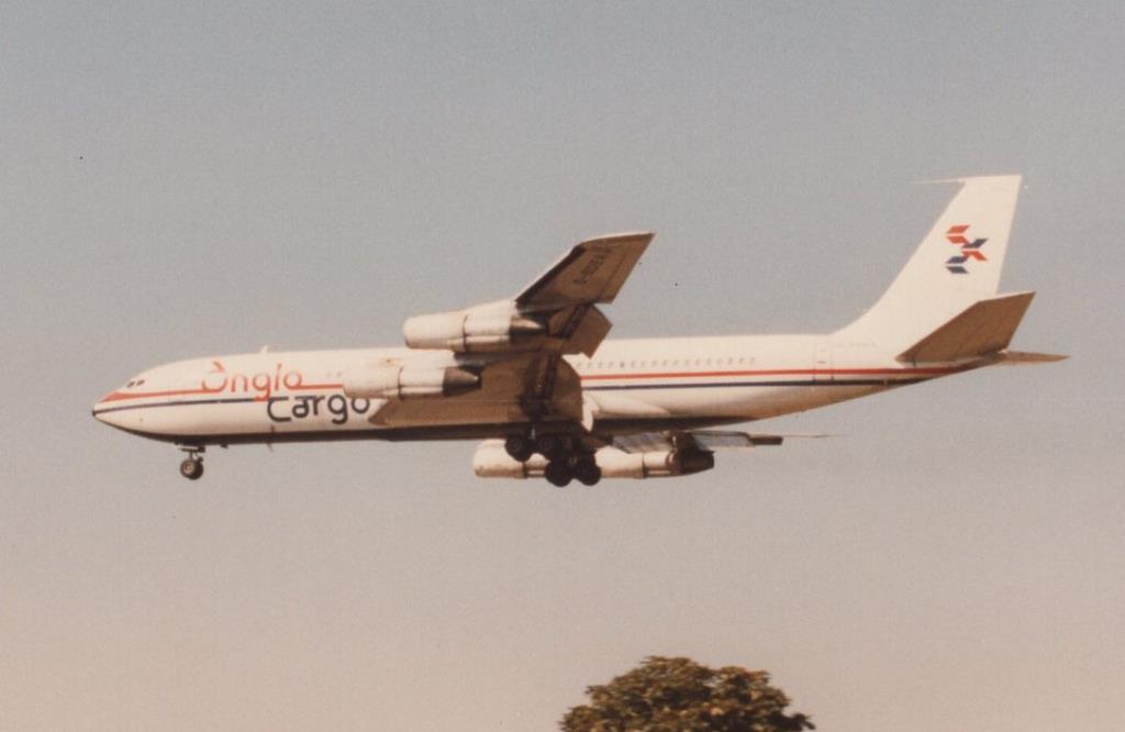 Photo of aircraft G-BDEA operated by Anglo Cargo Airlines