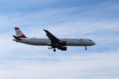 Photo of aircraft OE-LBC operated by Austrian Airlines