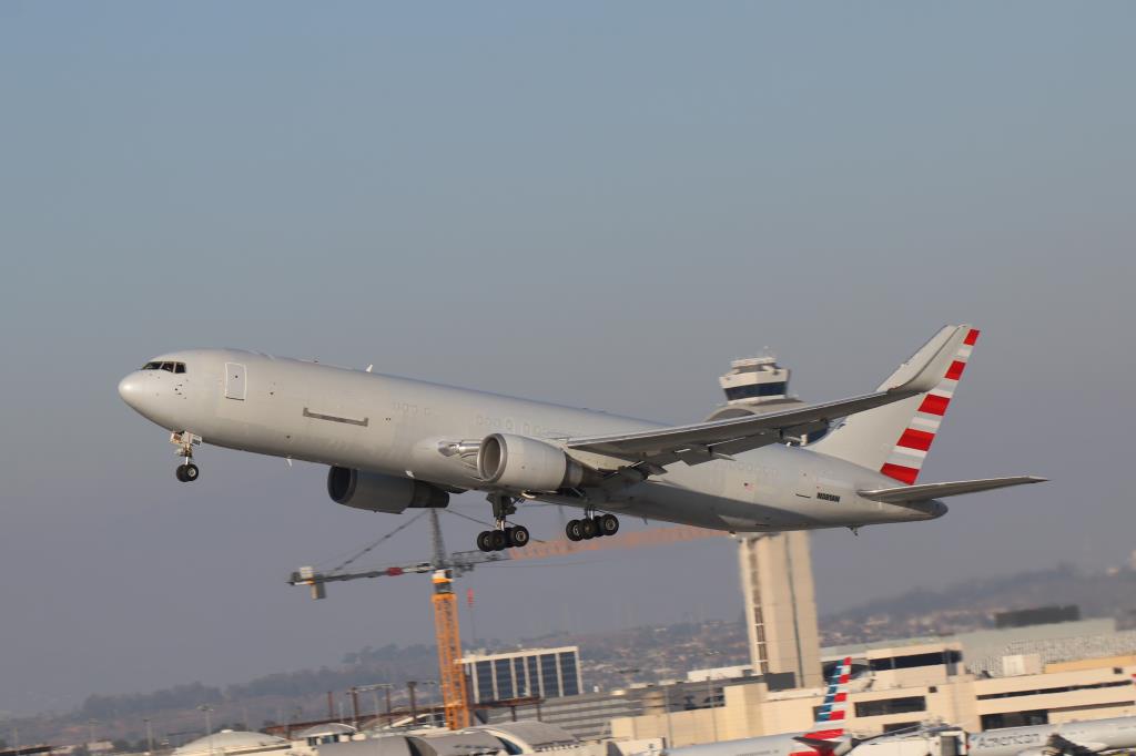 Photo of aircraft N381AN operated by Cargo Aircraft Management (CAM)