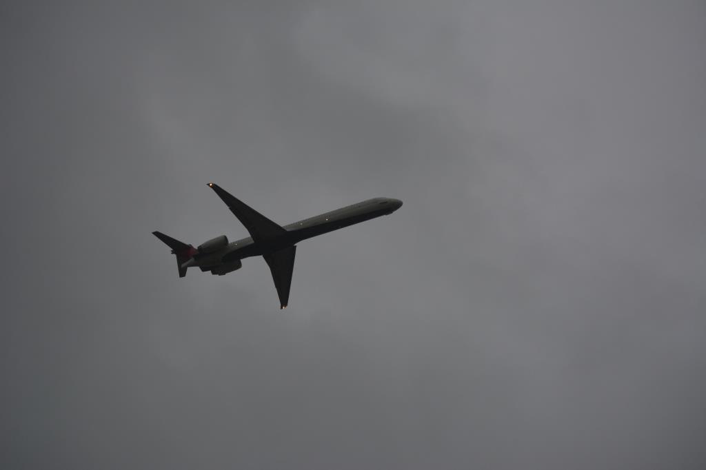 Photo of aircraft N942DN operated by Delta Air Lines