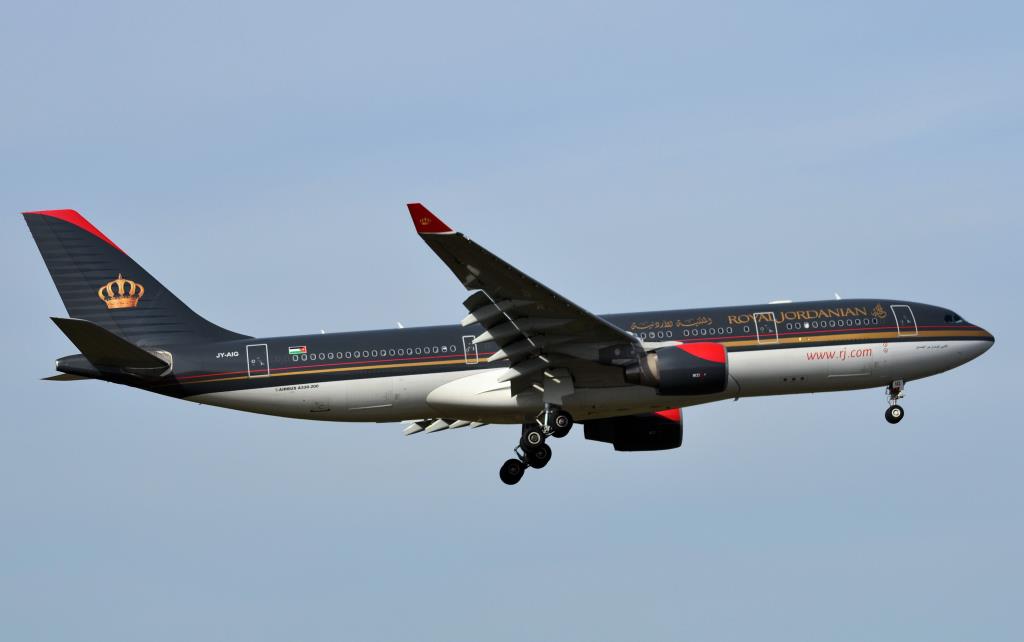 Photo of aircraft JY-AIG operated by Royal Jordanian