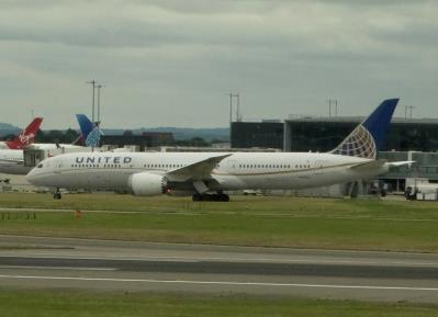 Photo of aircraft N35953 operated by United Airlines