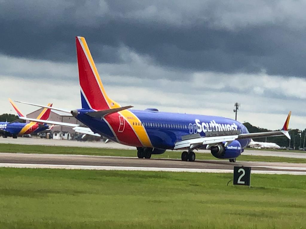 Photo of aircraft N8805L operated by Southwest Airlines