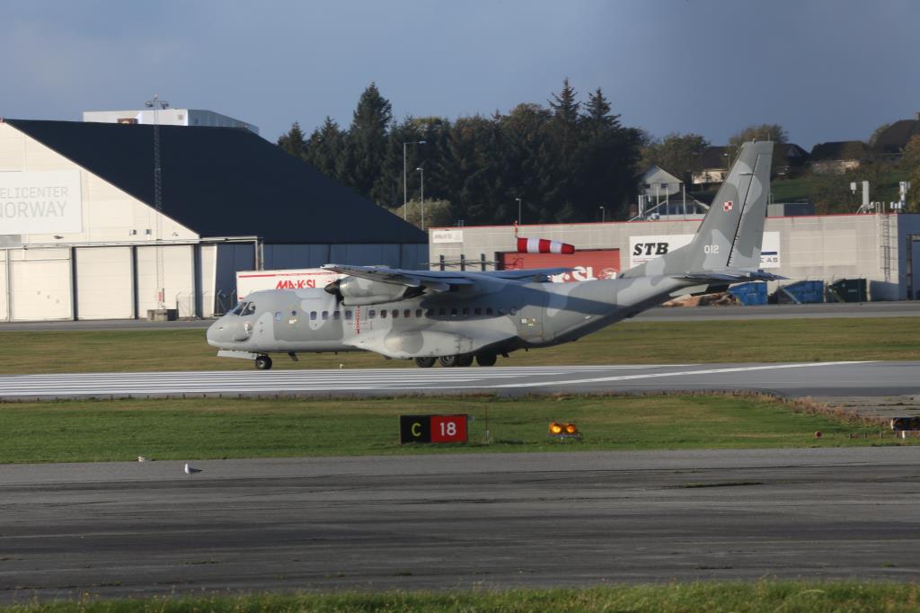 Photo of aircraft 012 operated by Polish Air Force